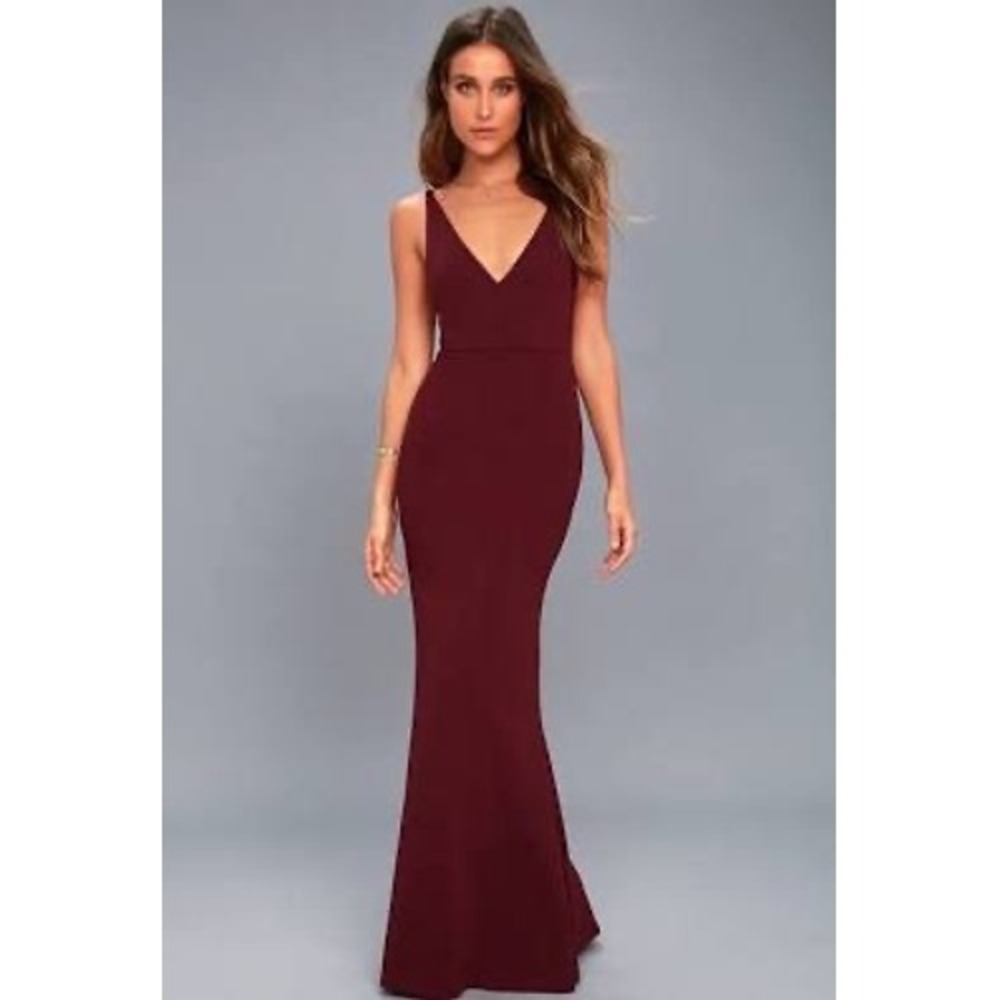 Lulu's Burgundy V-Neck Maxi Dress